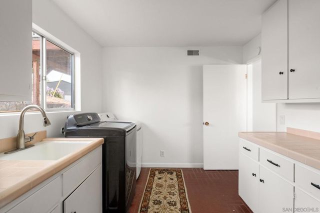 10889 San Gabriel Way, Valley Center, CA 92082