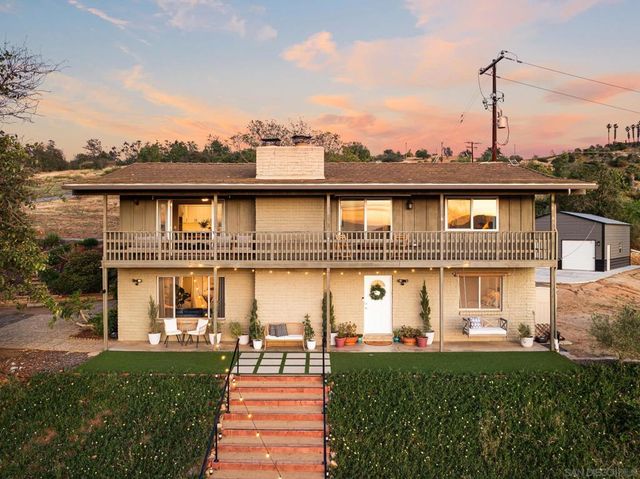 10889 San Gabriel Way, Valley Center, CA 92082