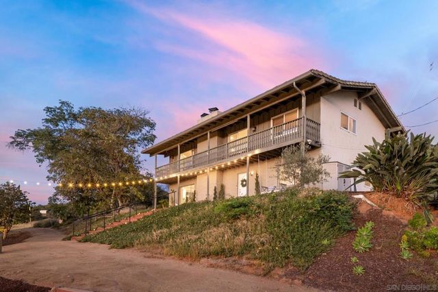 10889 San Gabriel Way, Valley Center, CA 92082