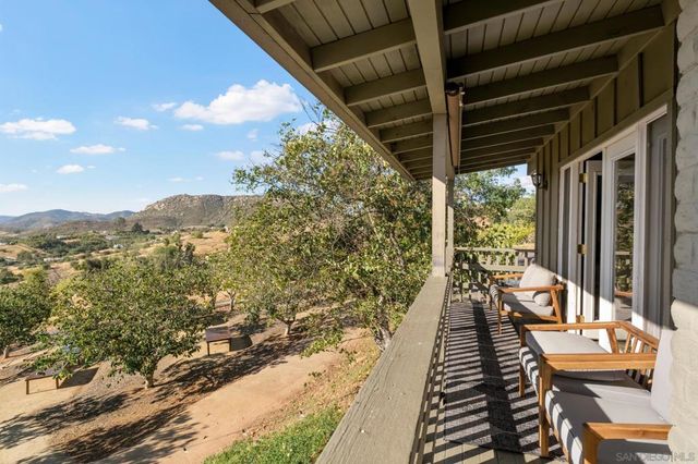10889 San Gabriel Way, Valley Center, CA 92082