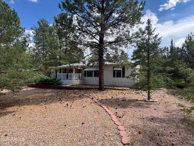 1979 Rustling Pines Drive, Overgaard, AZ 85933
