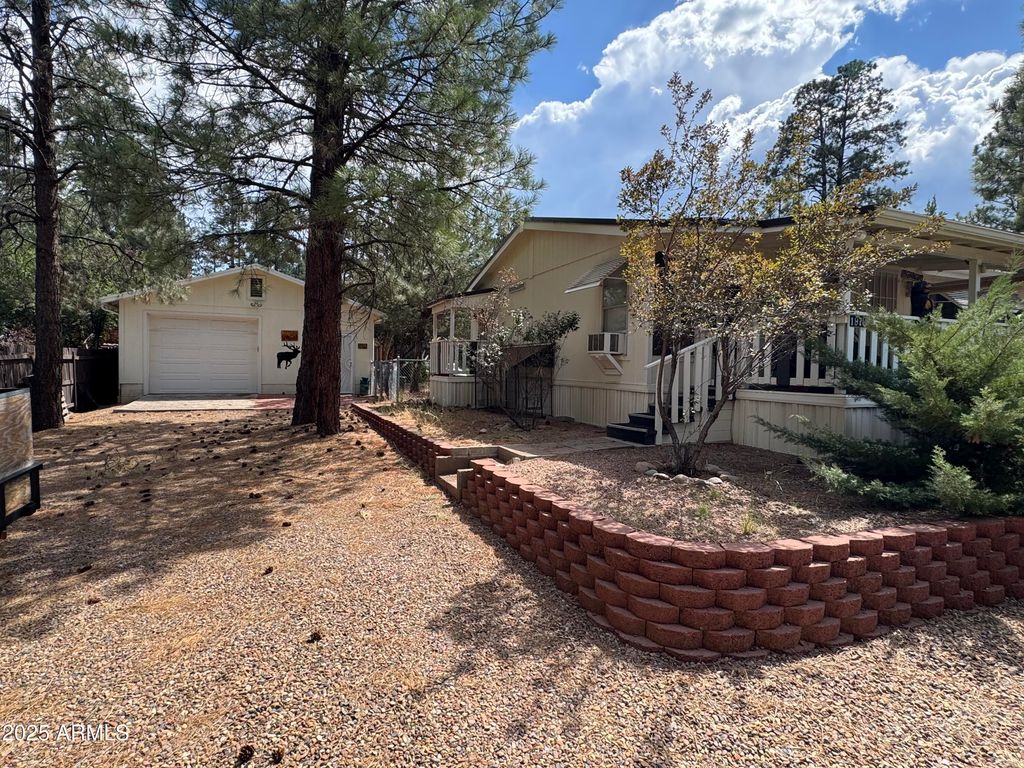 1979 Rustling Pines Drive, Overgaard, AZ 85933