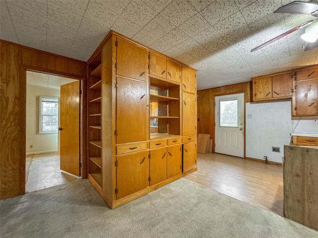 1045 12th Street, Dickinson, TX 77539