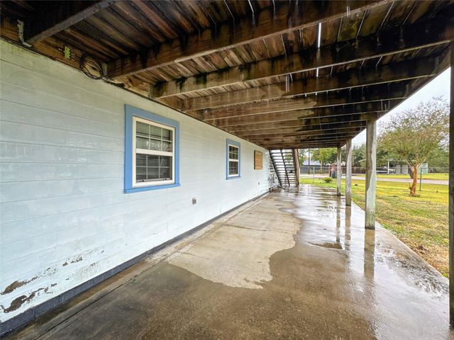 1045 12th Street, Dickinson, TX 77539