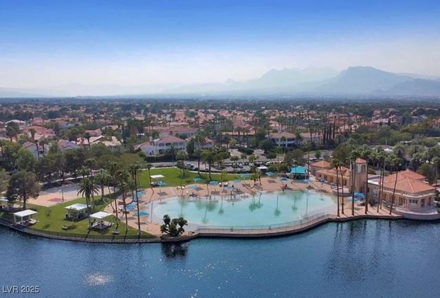 2121 Sealion Drive 106, Las Vegas, NV 89128