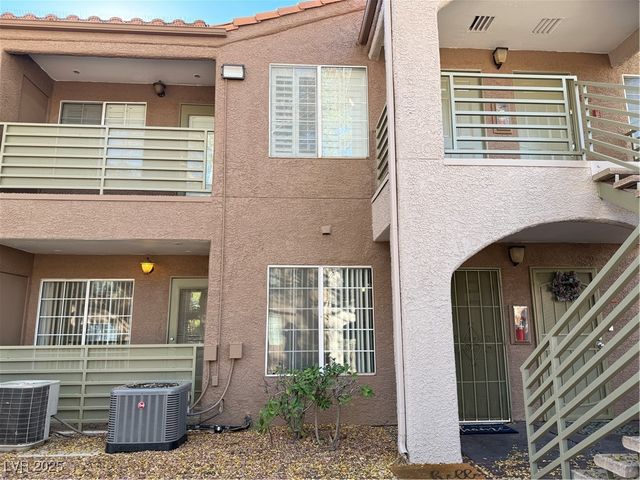 2121 Sealion Drive 106, Las Vegas, NV 89128