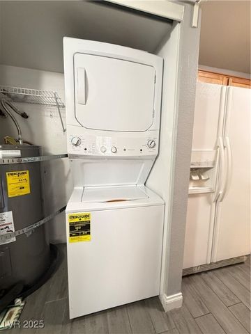 2121 Sealion Drive 106, Las Vegas, NV 89128