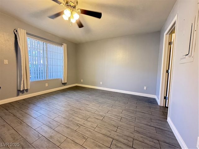 2121 Sealion Drive 106, Las Vegas, NV 89128