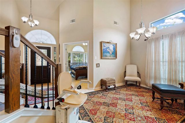 21201 Kiowa CV, Lago Vista, TX 78645