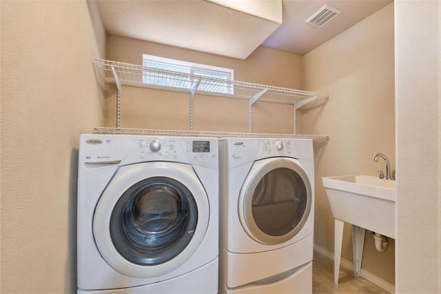 21201 Kiowa CV, Lago Vista, TX 78645