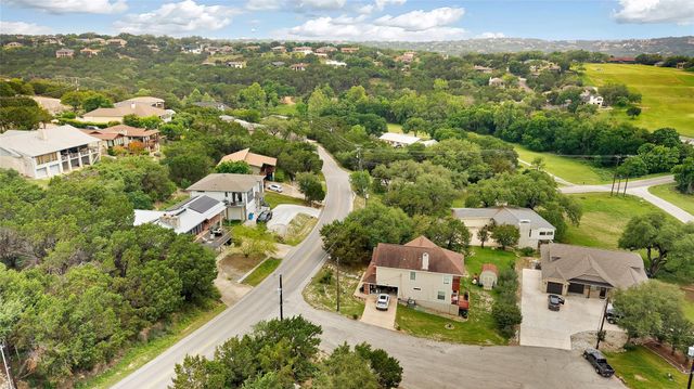 21201 Kiowa CV, Lago Vista, TX 78645