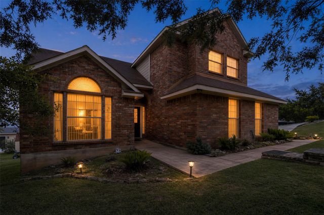 21201 Kiowa CV, Lago Vista, TX 78645