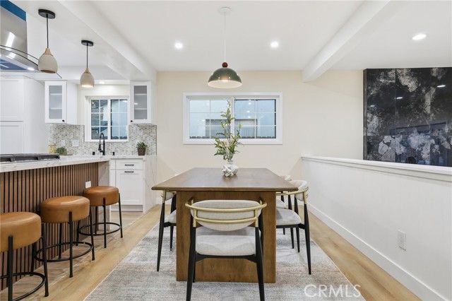 16025 Calahan St, North Hills (los Angeles), CA 91343