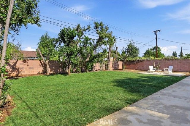 16025 Calahan St, North Hills (los Angeles), CA 91343