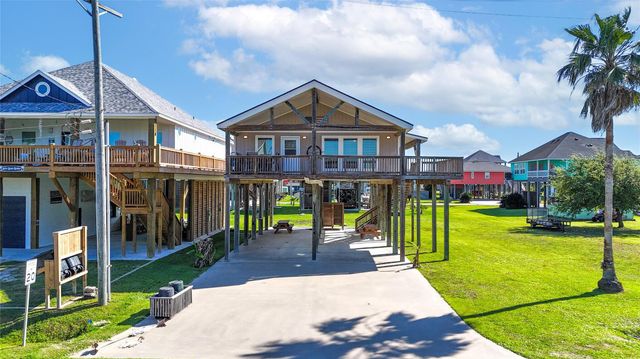 854 Palmetto Drive, Crystal Beach, TX 77650