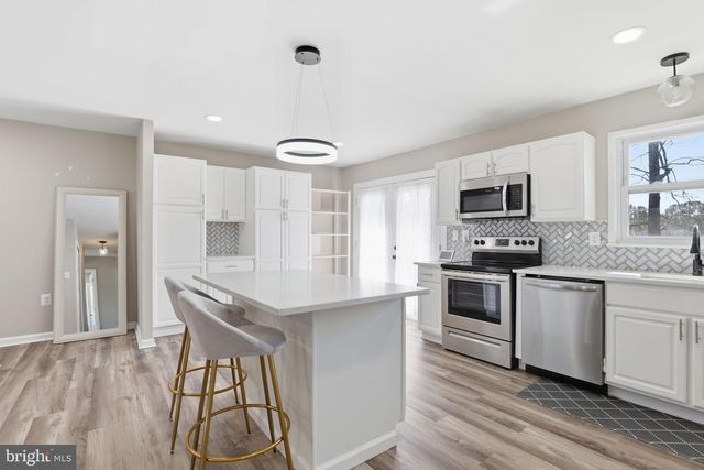 6 STRATFORD CT, Waldorf, MD 20602