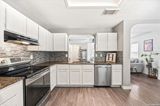 13354 Greenstone, San Antonio, TX 78249