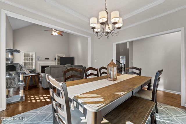 8 Carter Lane, Pinehurst, NC 28374