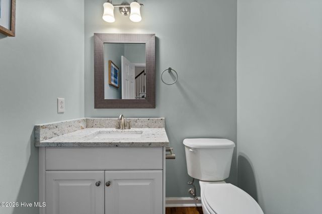 8 Carter Lane, Pinehurst, NC 28374