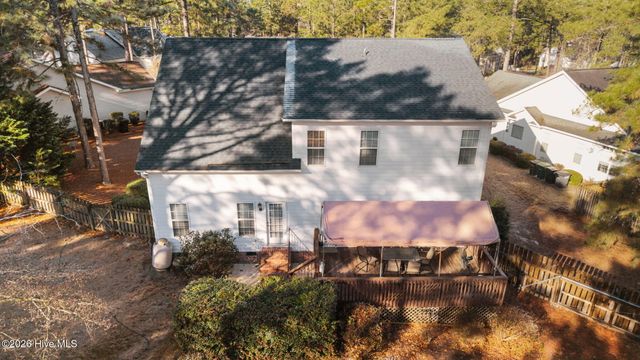 8 Carter Lane, Pinehurst, NC 28374