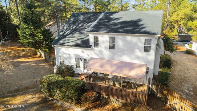 8 Carter Lane, Pinehurst, NC 28374
