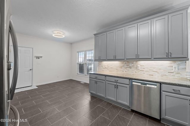 8 Carter Lane, Pinehurst, NC 28374