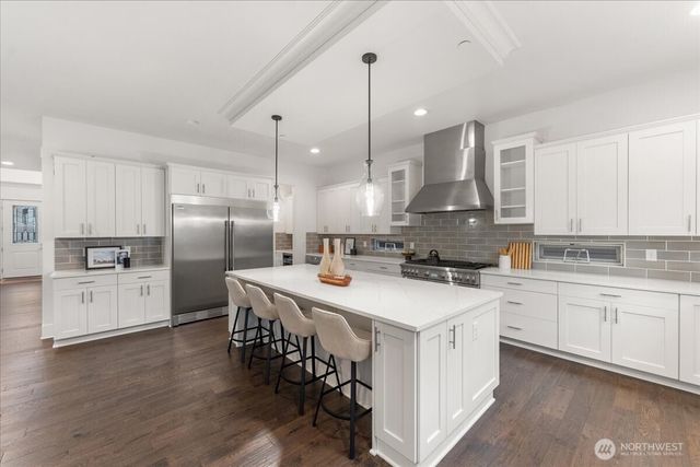 13707 NE 133rd Place, Kirkland, WA 98034