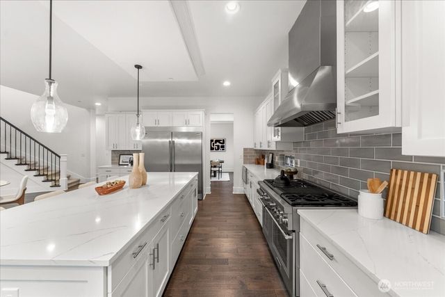 13707 NE 133rd Place, Kirkland, WA 98034