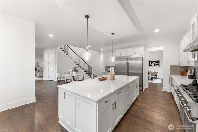 13707 NE 133rd Place, Kirkland, WA 98034