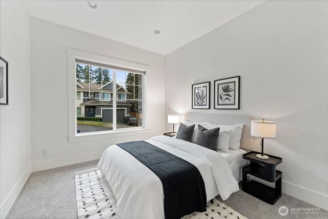 13707 NE 133rd Place, Kirkland, WA 98034