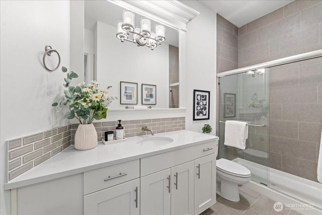 13707 NE 133rd Place, Kirkland, WA 98034