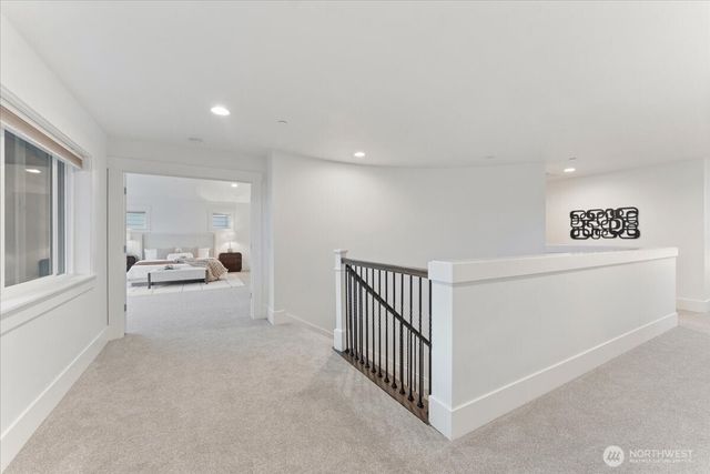 13707 NE 133rd Place, Kirkland, WA 98034