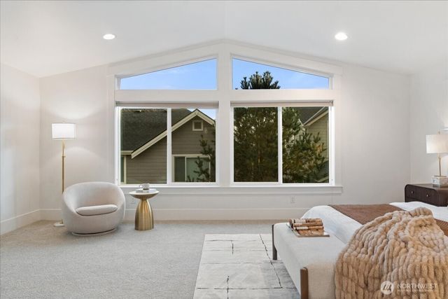 13707 NE 133rd Place, Kirkland, WA 98034