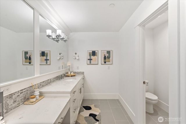 13707 NE 133rd Place, Kirkland, WA 98034