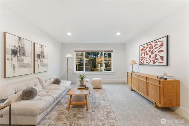 13707 NE 133rd Place, Kirkland, WA 98034