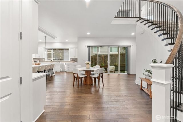 13707 NE 133rd Place, Kirkland, WA 98034