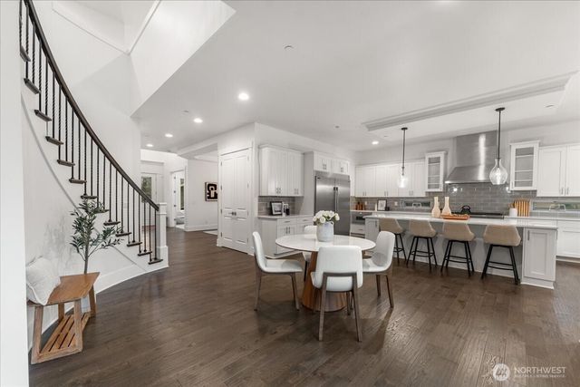 13707 NE 133rd Place, Kirkland, WA 98034