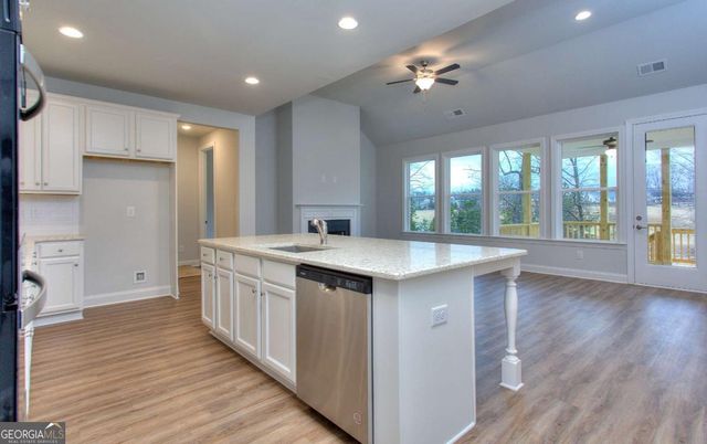 64 Sherwood Dr Lot 05, Commerce, GA 30529