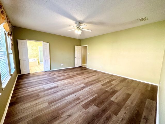 4009 Standridge Drive, The Colony, TX 75056