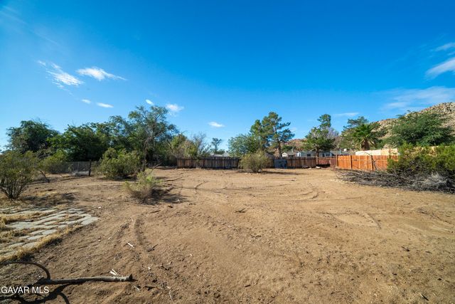 17837 Joshua Grove Avenue, Palmdale, CA 93591