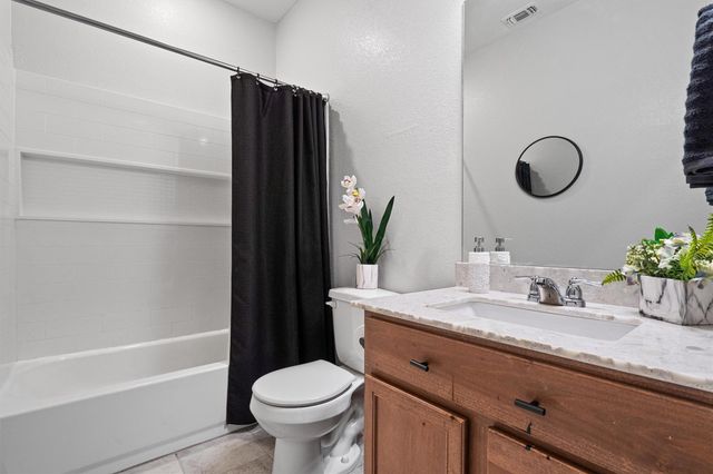 1906 Dragonfly LOOP, Bastrop, TX 78602