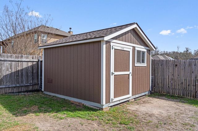 1906 Dragonfly LOOP, Bastrop, TX 78602