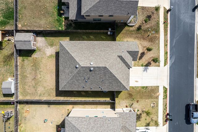 1906 Dragonfly LOOP, Bastrop, TX 78602