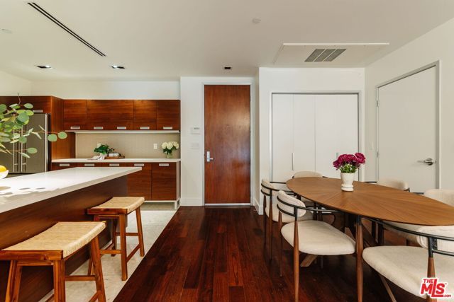 6735 Yucca Street 101, Los Angeles, CA 90028