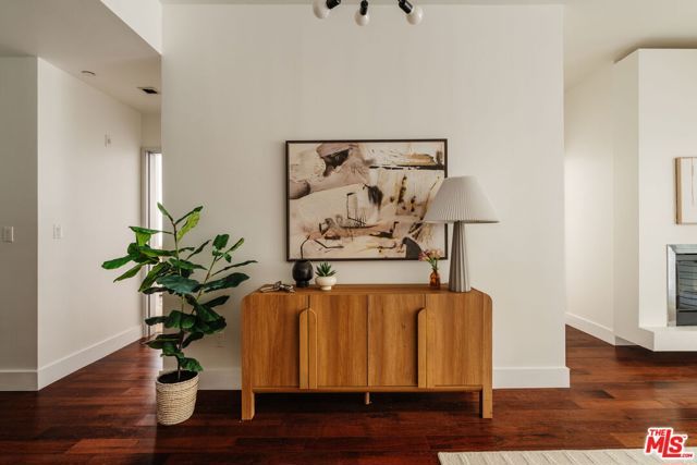 6735 Yucca Street 101, Los Angeles, CA 90028