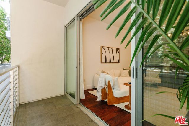6735 Yucca Street 101, Los Angeles, CA 90028
