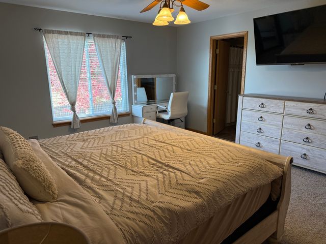 729 River Edge Circle, Ottawa, IL 61350