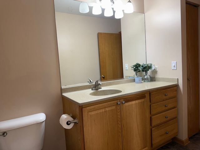 729 River Edge Circle, Ottawa, IL 61350