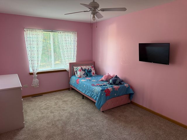 729 River Edge Circle, Ottawa, IL 61350