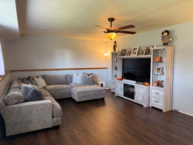 729 River Edge Circle, Ottawa, IL 61350